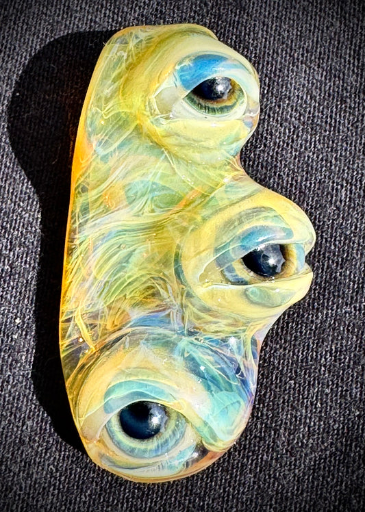 3rd eye pendant